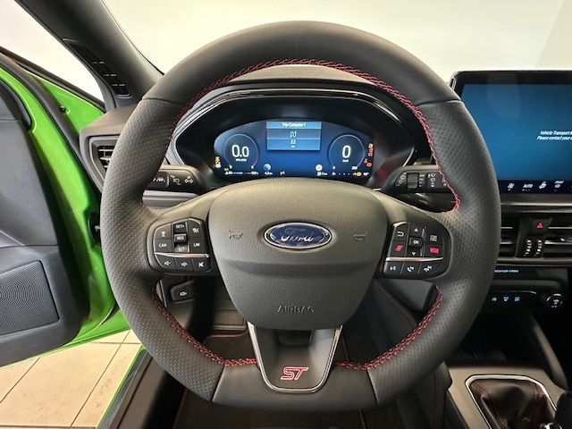 Fahrzeugabbildung Ford Focus ST X 2.3, Track Pack, Performance Sitze, V
