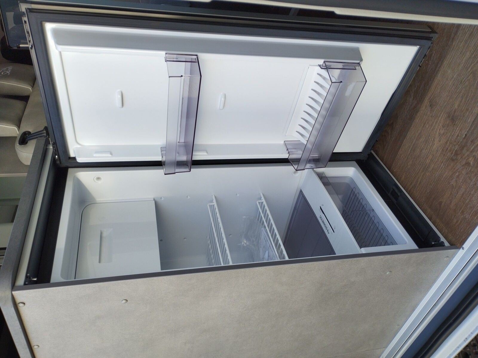 Fahrzeugabbildung Pössl Summit Shine 540 Citroen 140 PS Lithium,Solar