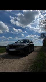 BMW 120i Bi. 2004 - BMW 120 aus 2004: 120i