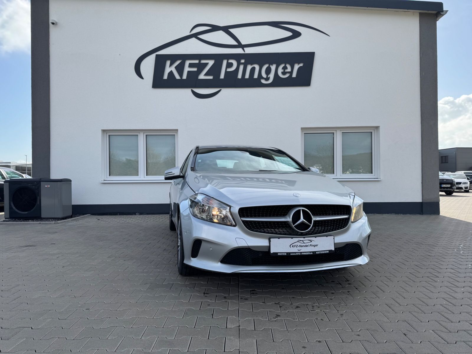 MERCEDES-BENZ A 180 BlueEfficiency
