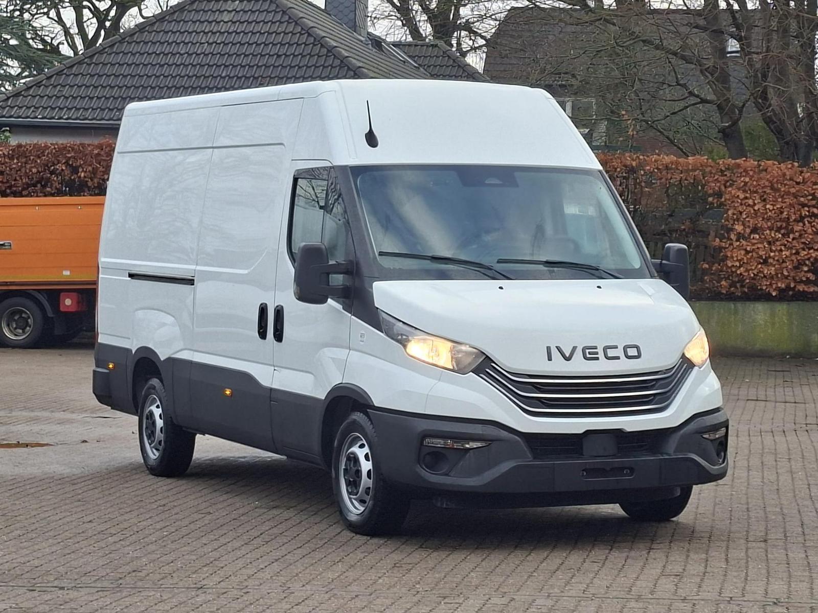Iveco Daily 35S16H3.0A8Y*Rückfahrkamera*PDC* 118 kW...