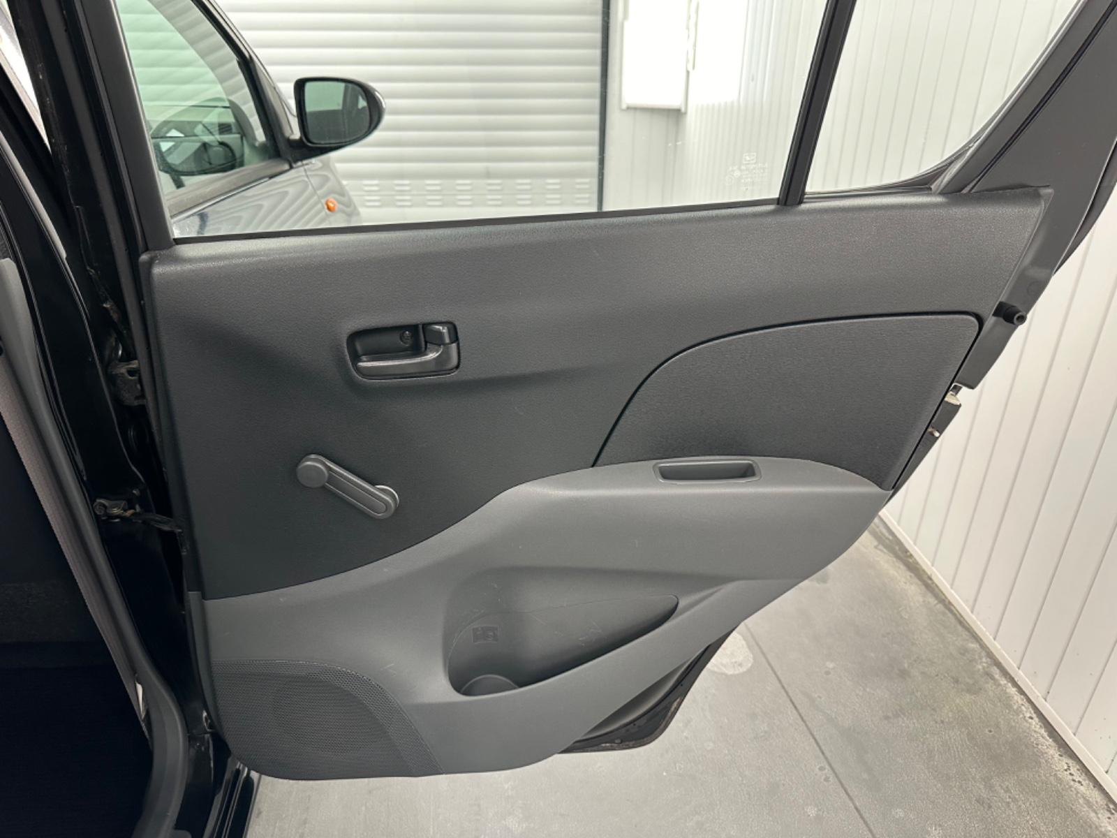 Car Image 45