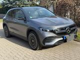 Mercedes-Benz EQA 300 4MATIC -