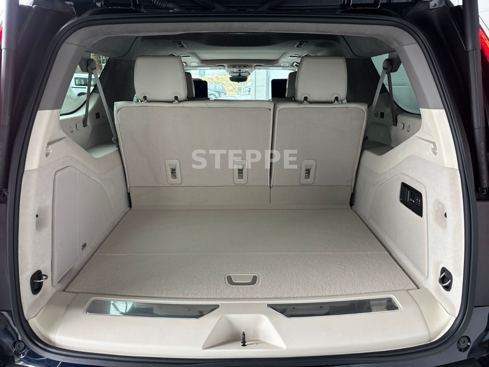 Cadillac Escalade 6.2 V8 ESV Sport Platinum EU-Navi AHK