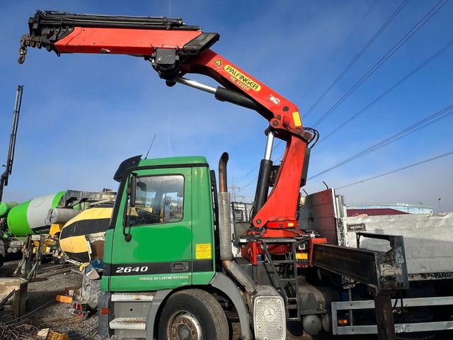 Palfinger PK 32000 7+2 Hand + Winch + Funk