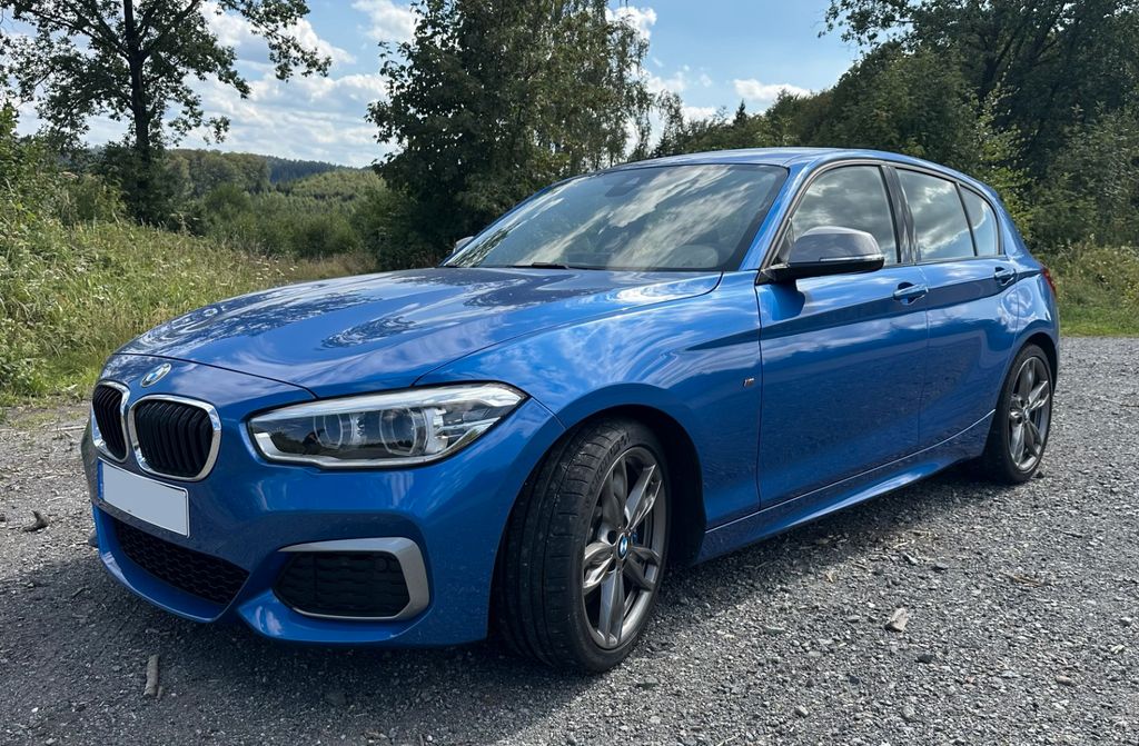 Image of BMW M140i