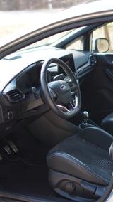 Ford Fiesta 1,5 EcoBoost ST mit Leder-Exklusiv-Pa... - Ford Fiesta mit Benzin-Antrieb: Silber
