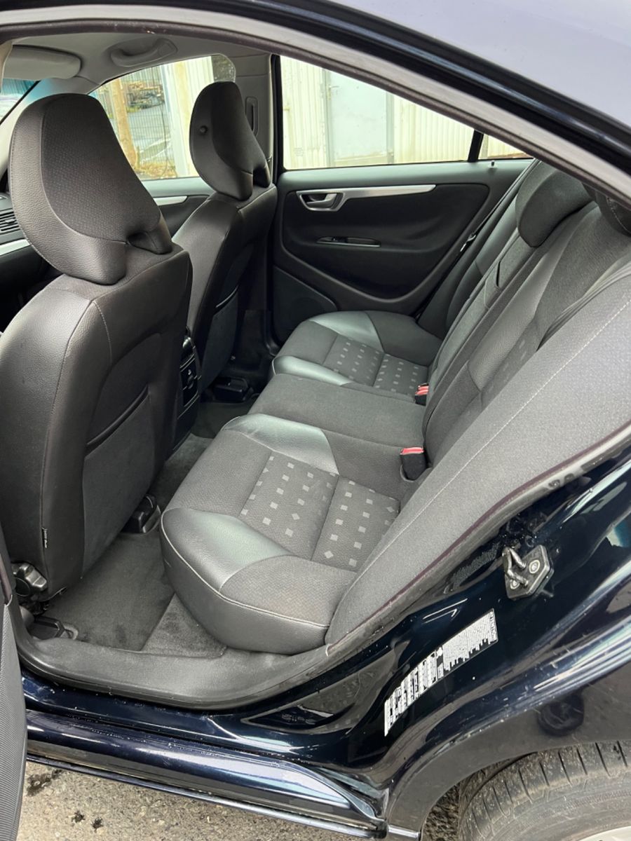 Fahrzeugabbildung Volvo S60 Lim. Bi-Fuel Momentum