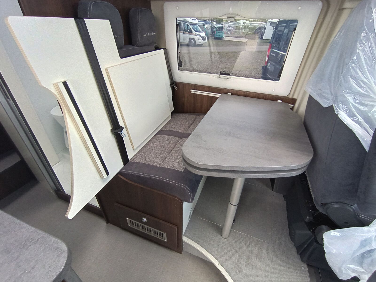 Fahrzeugabbildung Pössl Summit Prime 640 Citroen 165 PS MarkiseSolarAHK