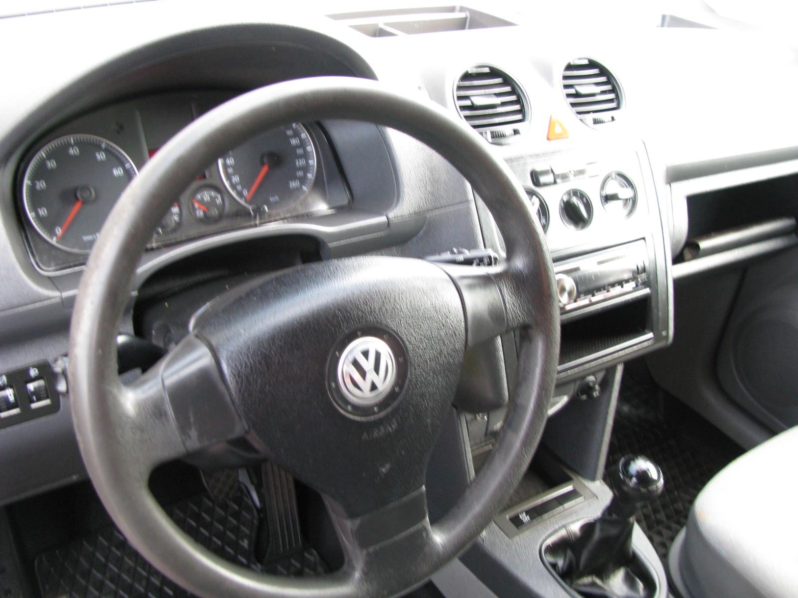 Volkswagen Caddy 2009 — photo 11