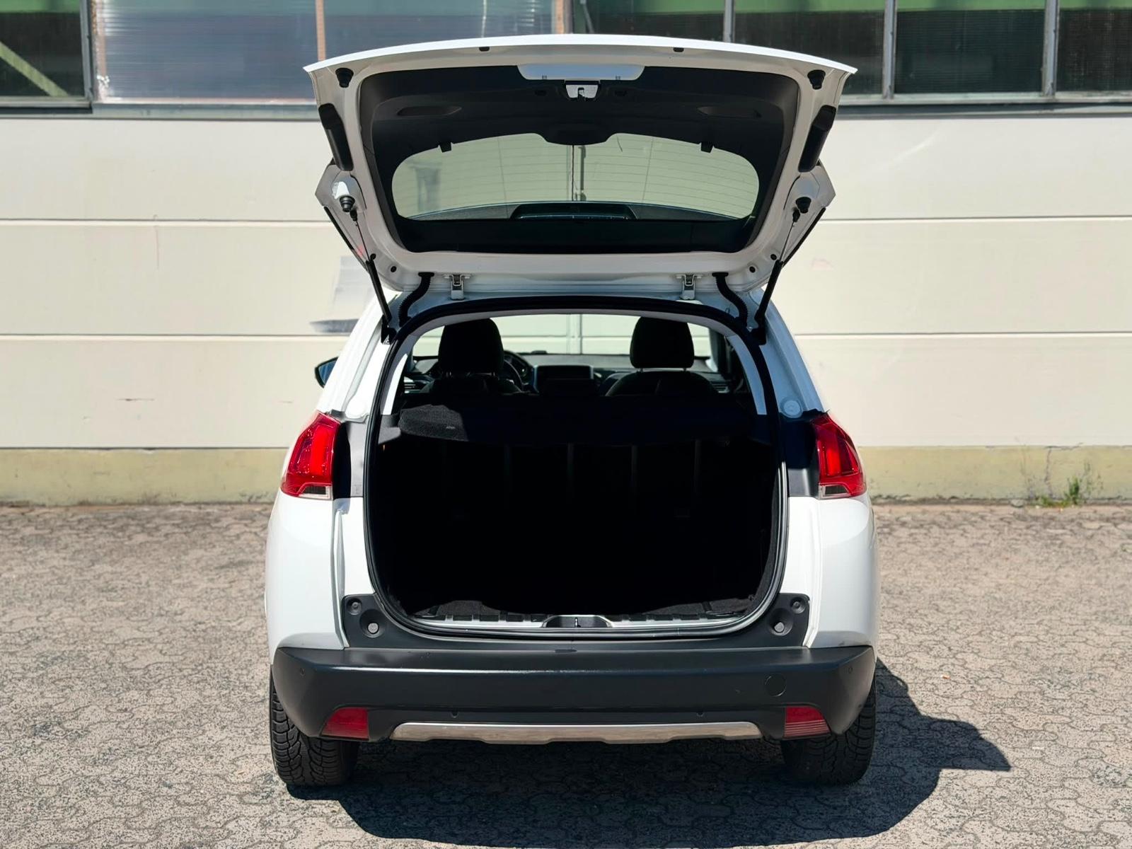 Peugeot 2008 Allure*AUTOMATIC*PANO*SHZ*PDC*
