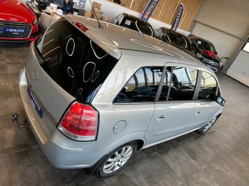 MYAUTOCENTER – Gebraucht- und Jahreswagen mit Werkstattservice in Pfaffenhofen Opel Zafira B Edition*Isofix*Klima*CD-Player*7-Sitzer