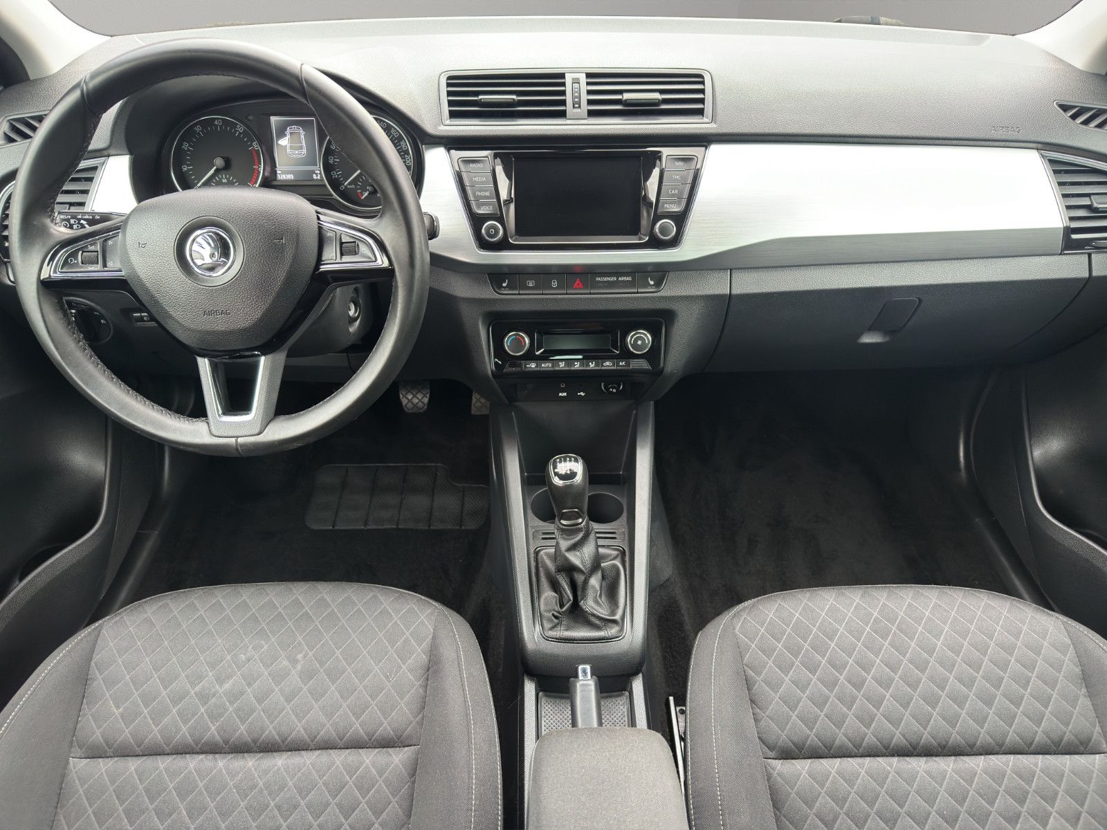 Fahrzeugabbildung SKODA Fabia Drive/ NAVI/ SITZHEIZUNG/ KLIMA