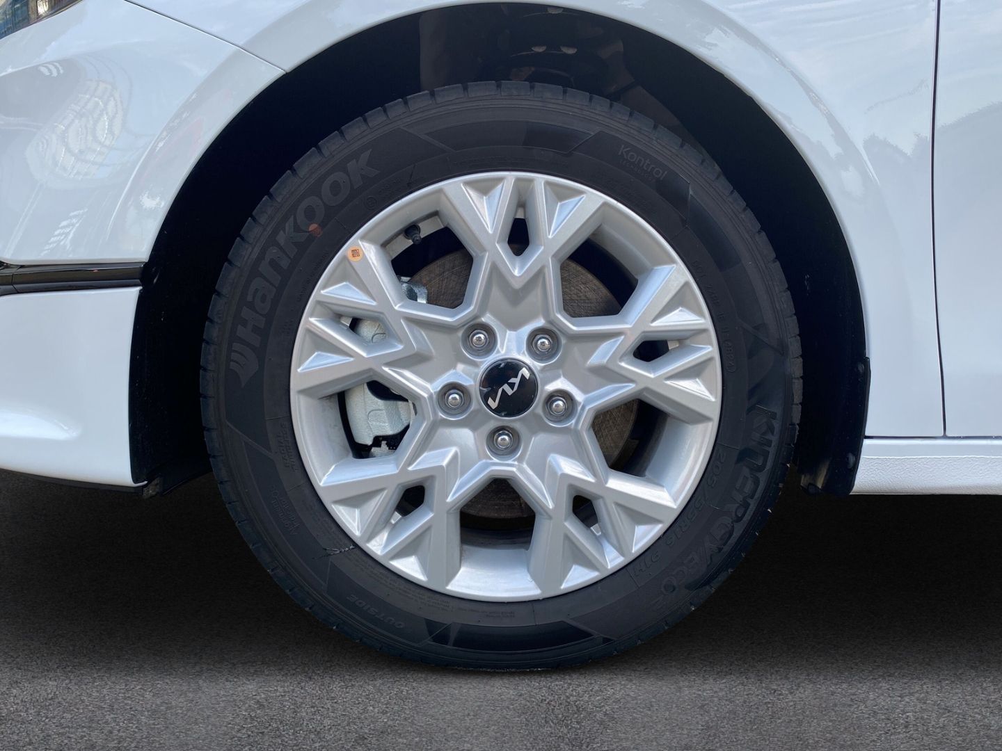 Fahrzeugabbildung Kia Ceed_sw VISION 1.5 T-GDI *KOMFORT-PLUS-PAKET*NAV