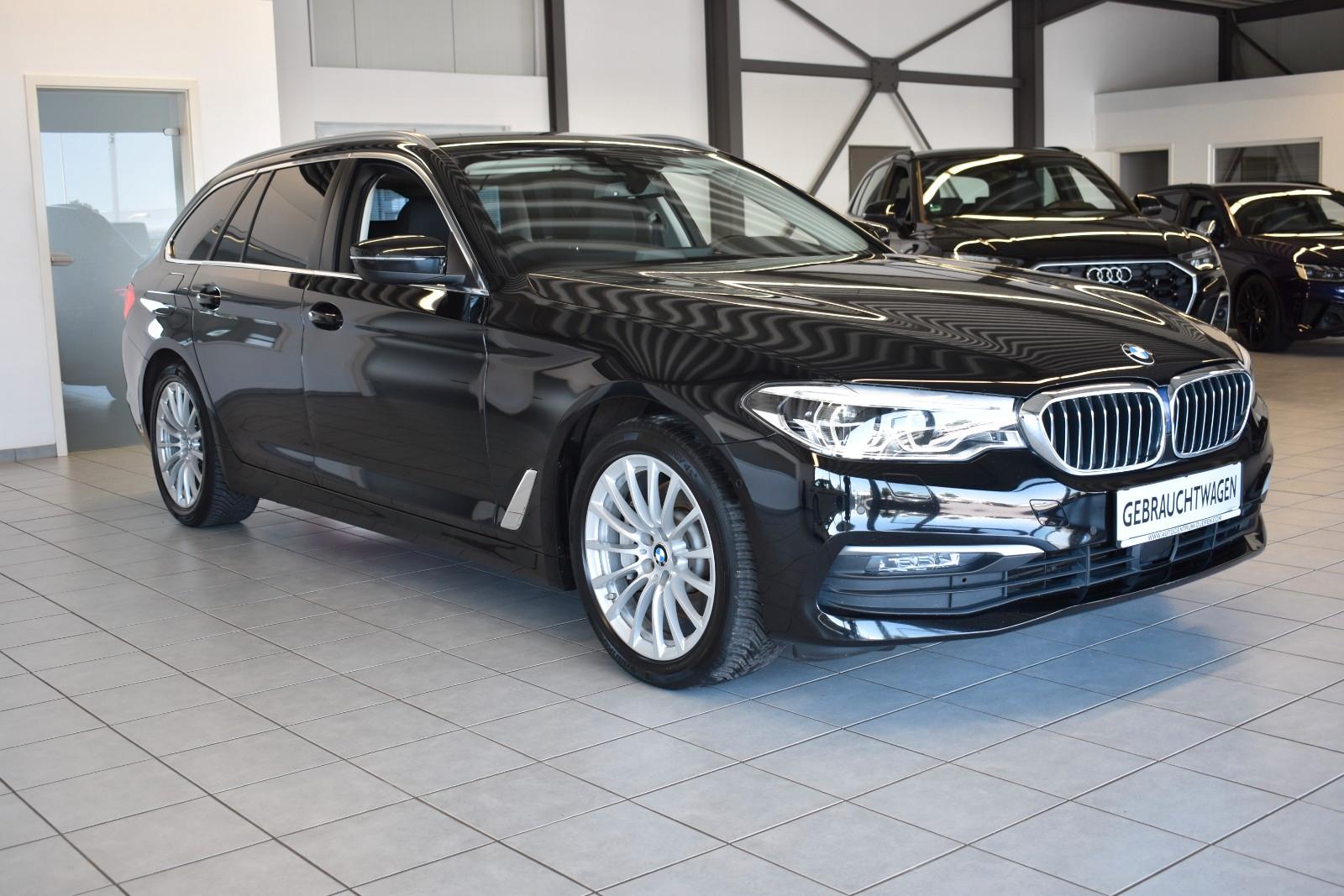 BMW 530 d Touring xDrive/LED/CAM/AHK/CARPLAY/AMBI