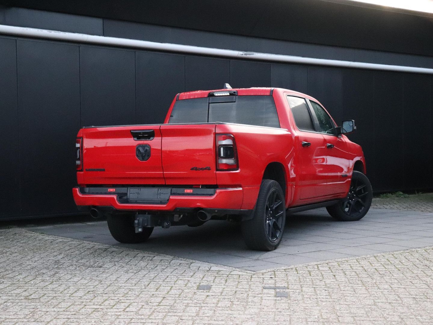 Dodge RAM 1500 5.7 V8 4x4 Crew Cab Laramie | LPG | H&K imagem 3