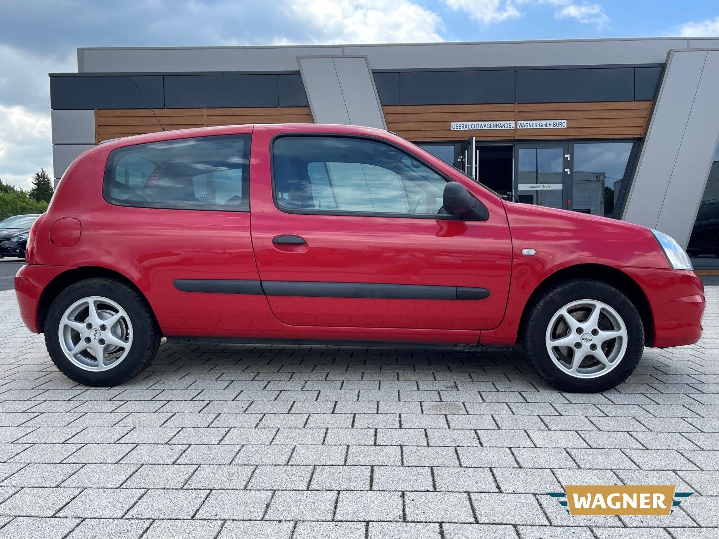 Fahrzeugabbildung Renault Clio II Campus Je t aime 1.2 HU/AU NEU