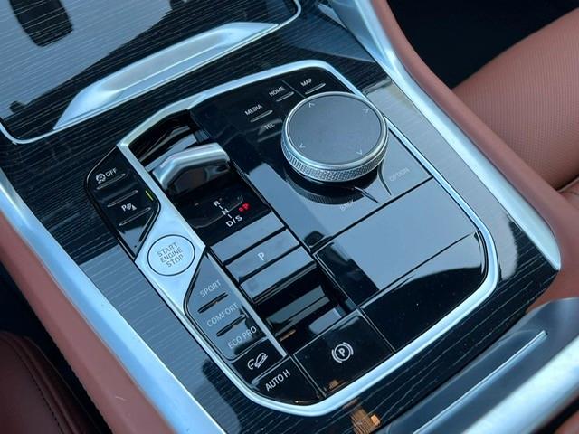 BMW X6 M60i xDrive/22"/M-SPORT/INNO+TRAVEL-P./GESTIK