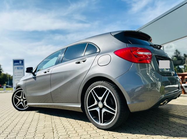 MERCEDES-BENZ A 200