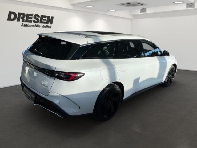 BYD SEAL 6
