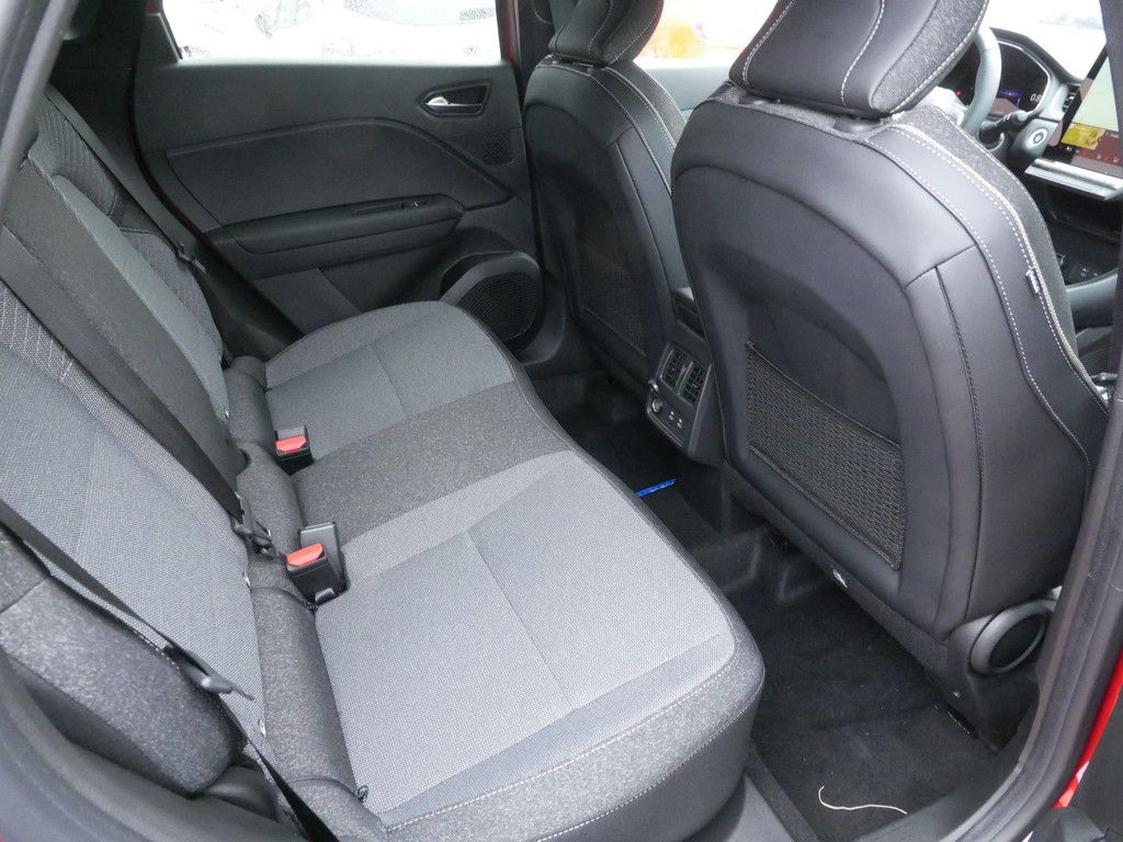 Fahrzeugabbildung Renault Captur Techno TCe 90
