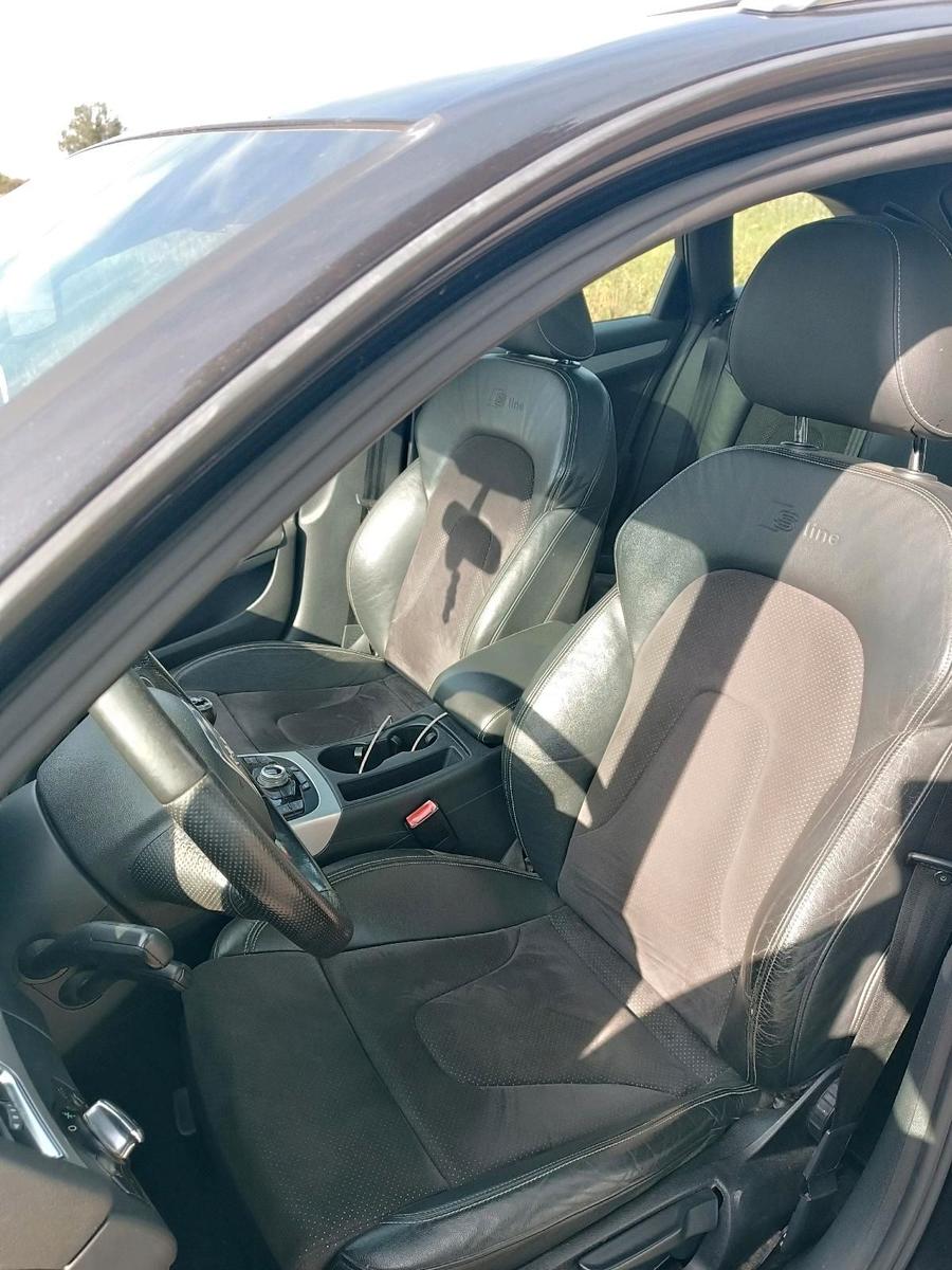 Audi A4 2010 — interior
