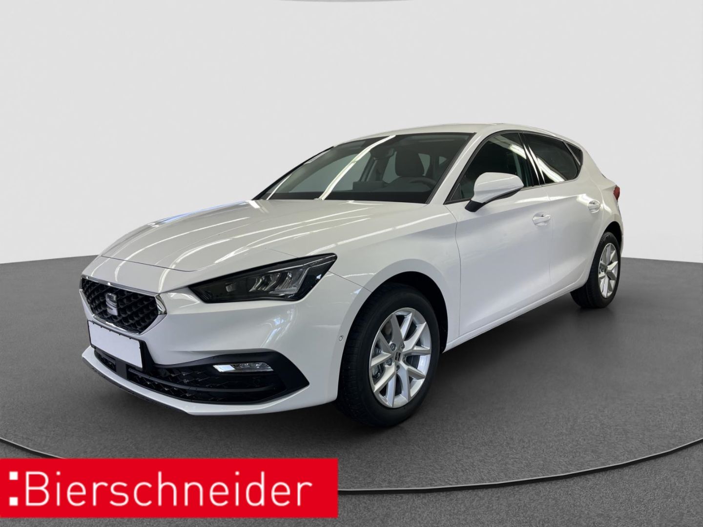 Seat Leon 1.5 eTSI DSG Road Edition KAMERA NAVI ACC