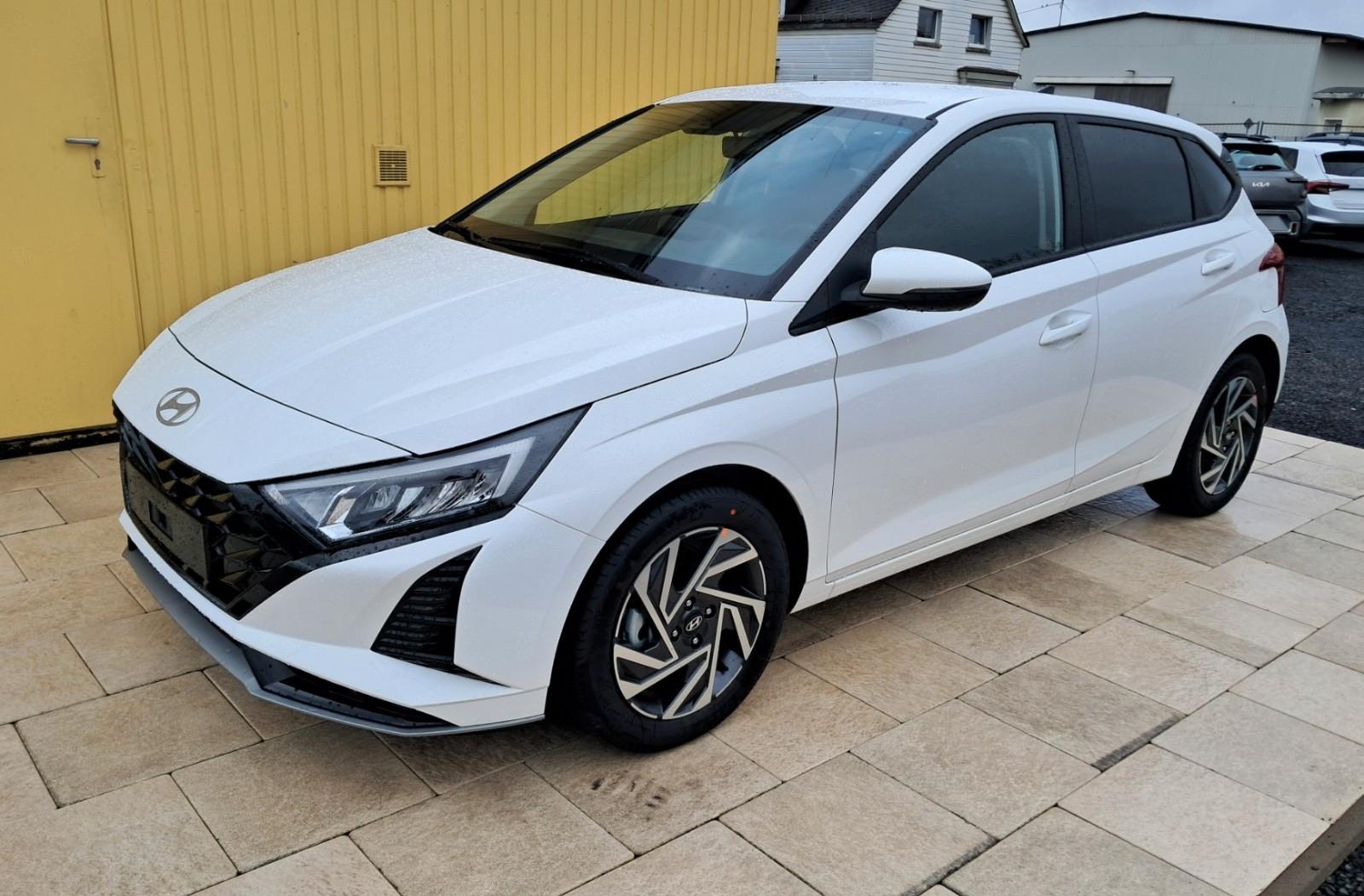 Hyundai i20 1.0T 7 DCT-KLIMAAUTOM-LED-SH-LH-NAVI-PDC+Kam