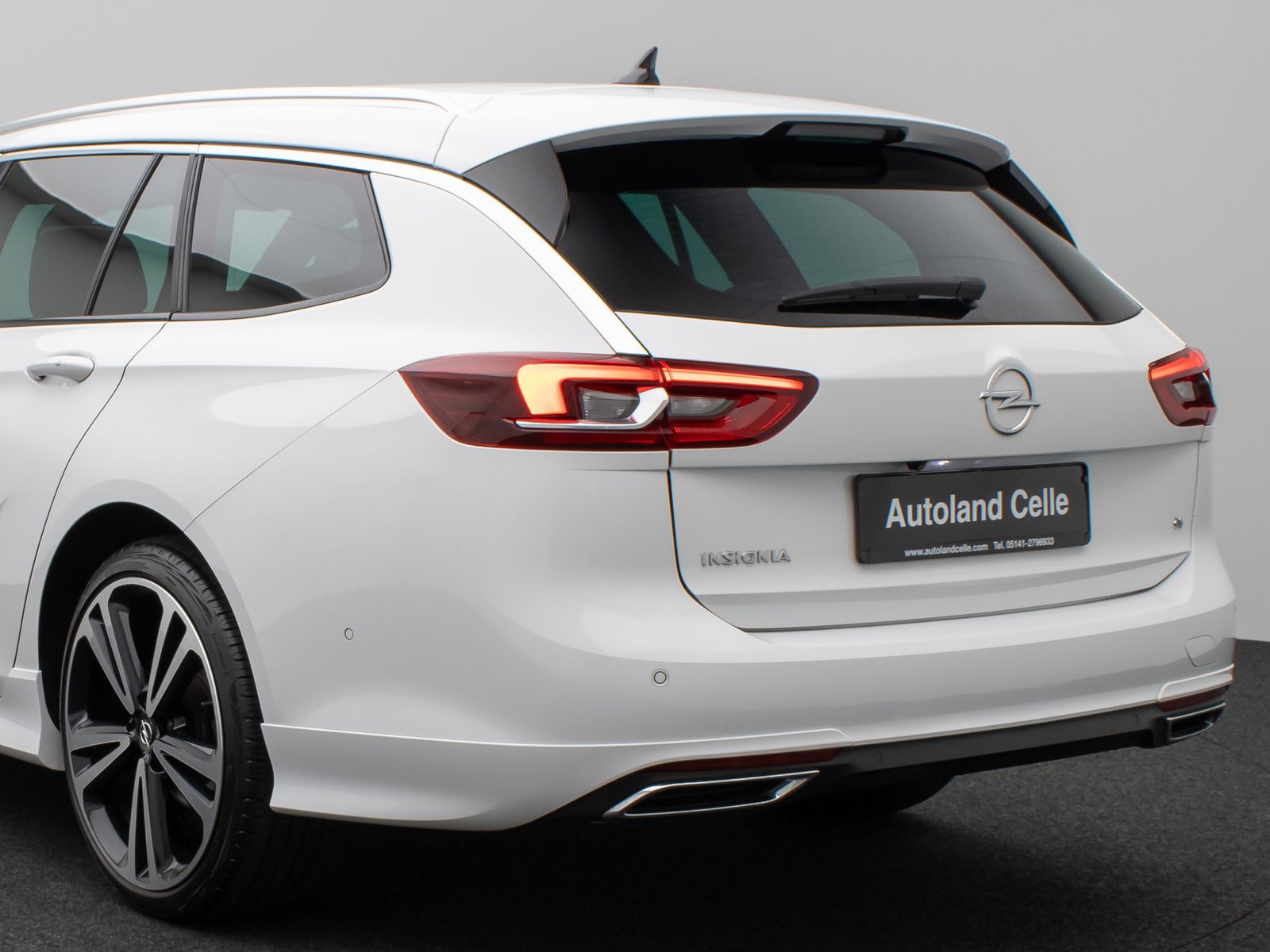Fahrzeugabbildung Opel Insignia B Sports Tourer GS Line Plus 4x4 Kamera