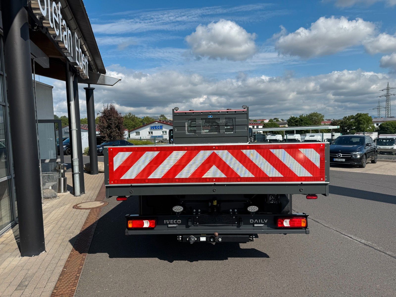 Fahrzeugabbildung Iveco Daily 70C18 HA8 3.0L A8 *R.4.350mm*Automatik*AHK
