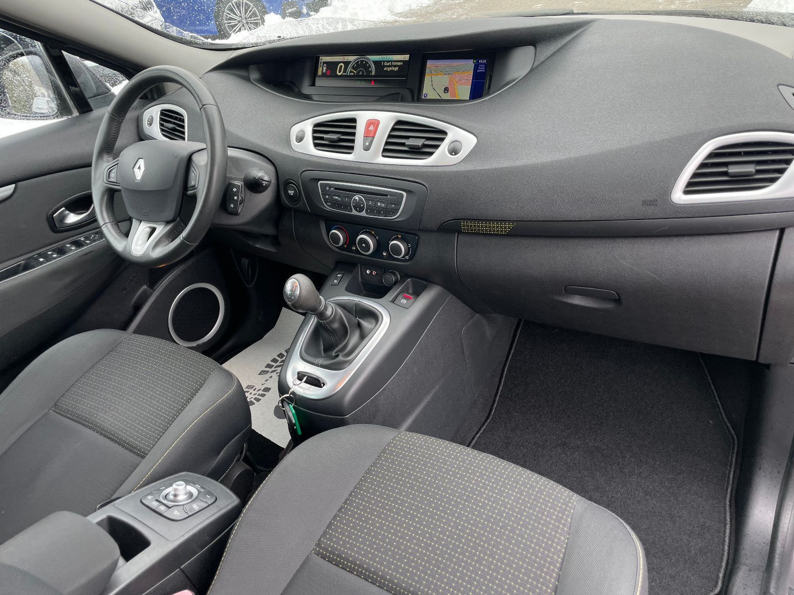 RENAULT Grand Scenic, 2010, Benzin, 131 PS