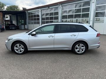 Volkswagen Golf - 8
