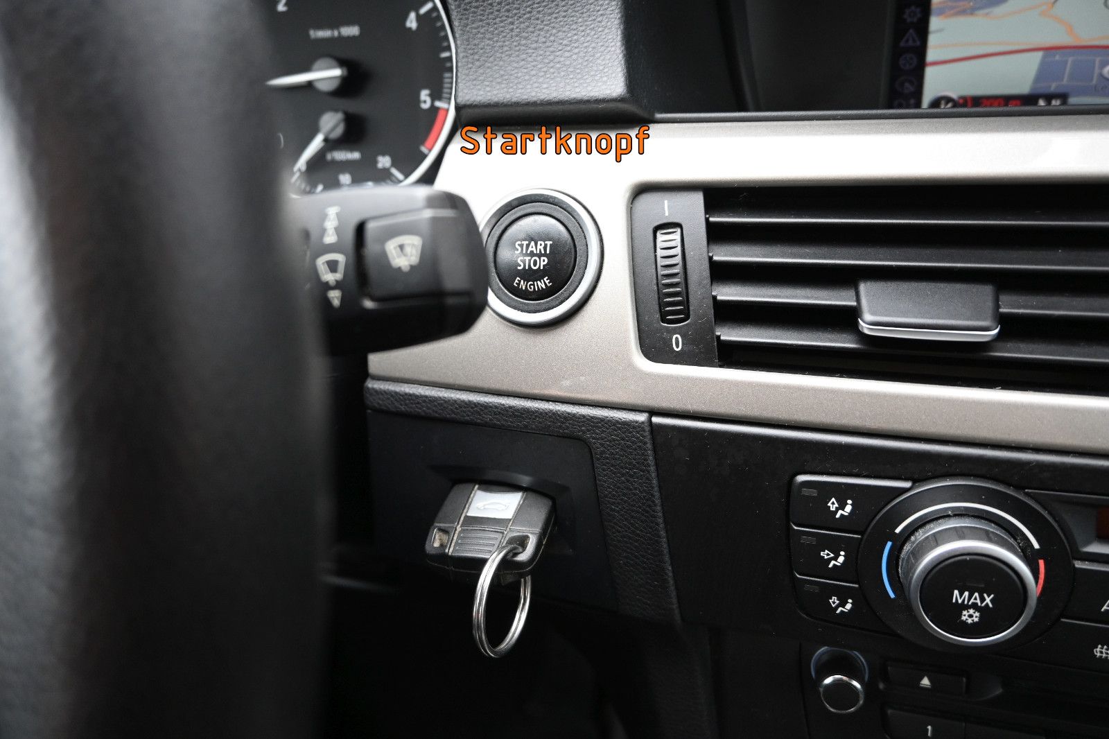 Fahrzeugabbildung BMW 320d Touring Aut. Ed.Lifestyle °AHK°STANDHEIZUNG