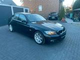 BMW 320D E90 M-Paket 1.Hand  Scheckheftgep... - BMW 320: D E90