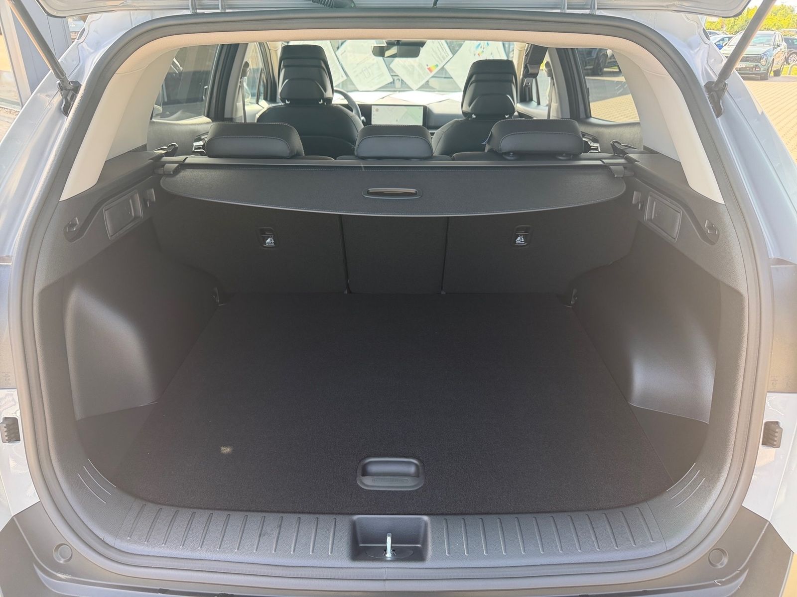 Fahrzeugabbildung Kia SPORTAGE 1.6T 2WD DCT Vision KOM Facelift