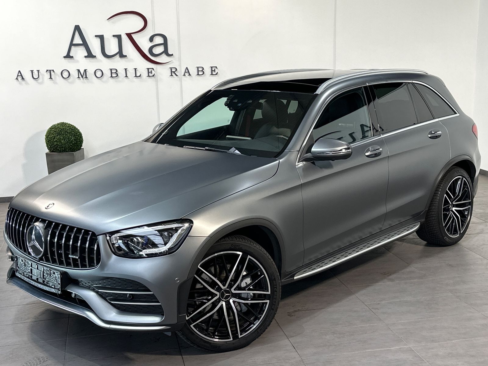 Fahrzeugabbildung Mercedes-Benz GLC 43 AMG 4Matic 9G NAV+LED+ACC+PANO+360°