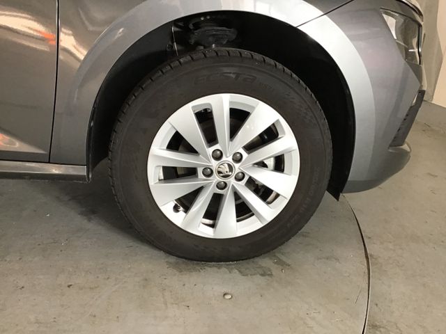 Fahrzeugabbildung Skoda Kamiq Selection 1.5 TSI DSG/ACC/LED/SmartLink