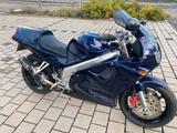 Honda VFR 750 F RC36/2 - Honda VFR 750 F