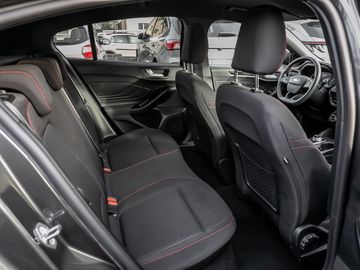 Ford Focus 1.0 ST-Line Fahrerassistenz-Paket Kamera