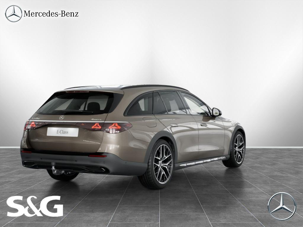 Mercedes-Benz E 220 d 4M T All-Terrain 360°+DI-LED+Pano+AHK
