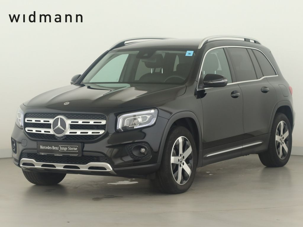 Image of Mercedes-Benz GLB 220