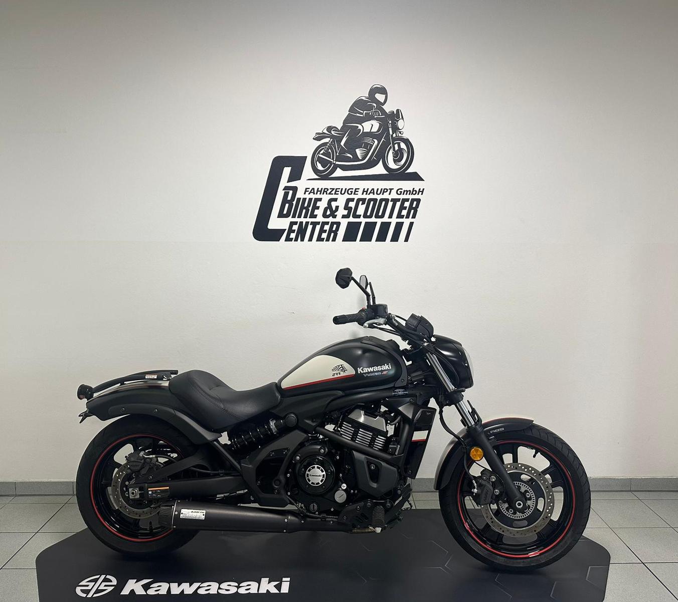 Kawasaki Vulcan S Special Edition + ARROW