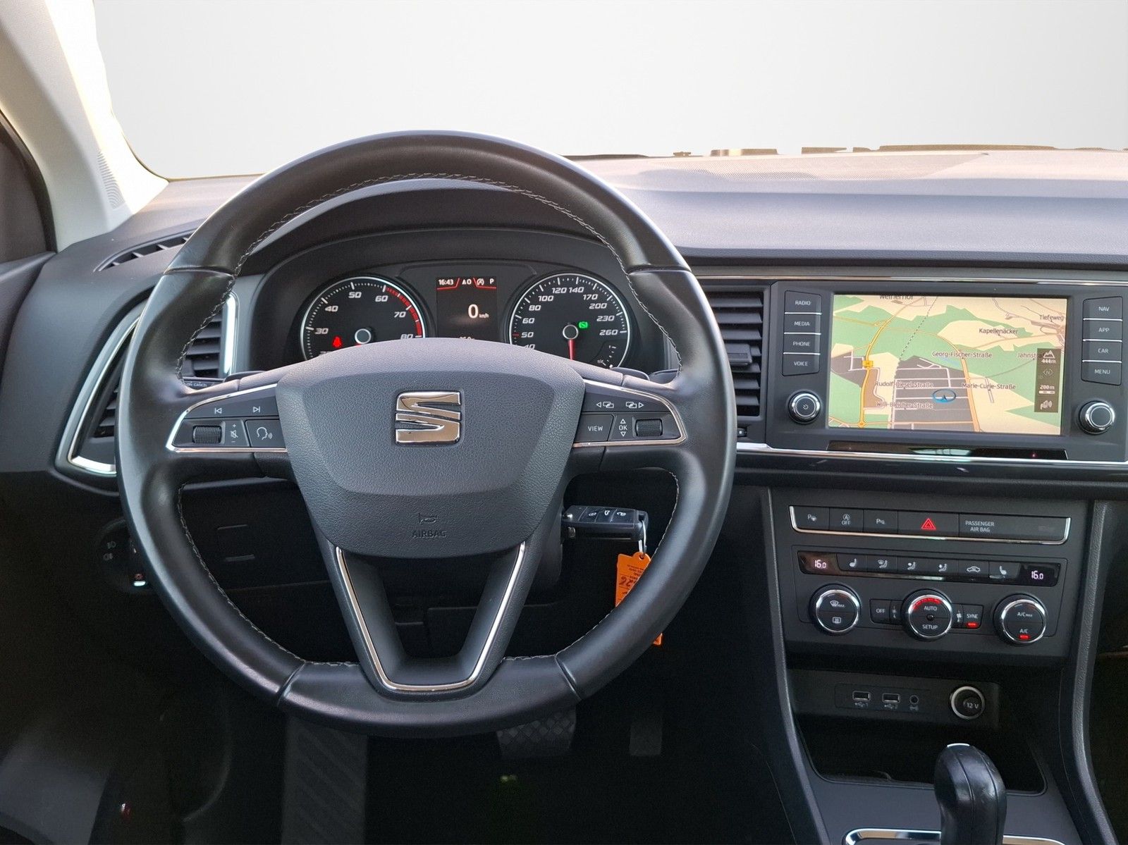 SEAT Ateca 1.5 TSI Style DSG / AHK / NAVI / LED / SIT - Image 11