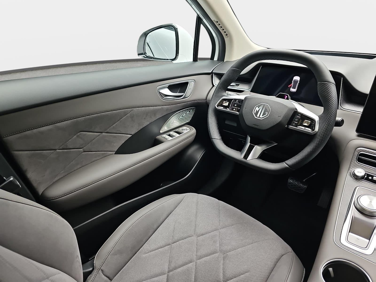 MG S6 EV