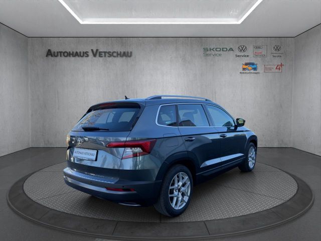 Karoq Style 1.5 TSI DSG LED/AHK/Climatr/Sitzhzg