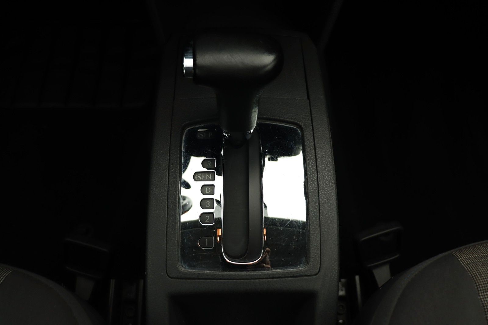 Fahrzeugabbildung Volkswagen Polo IV 1.4 Tour AUTOMATIK AHK KLIMA SHZ