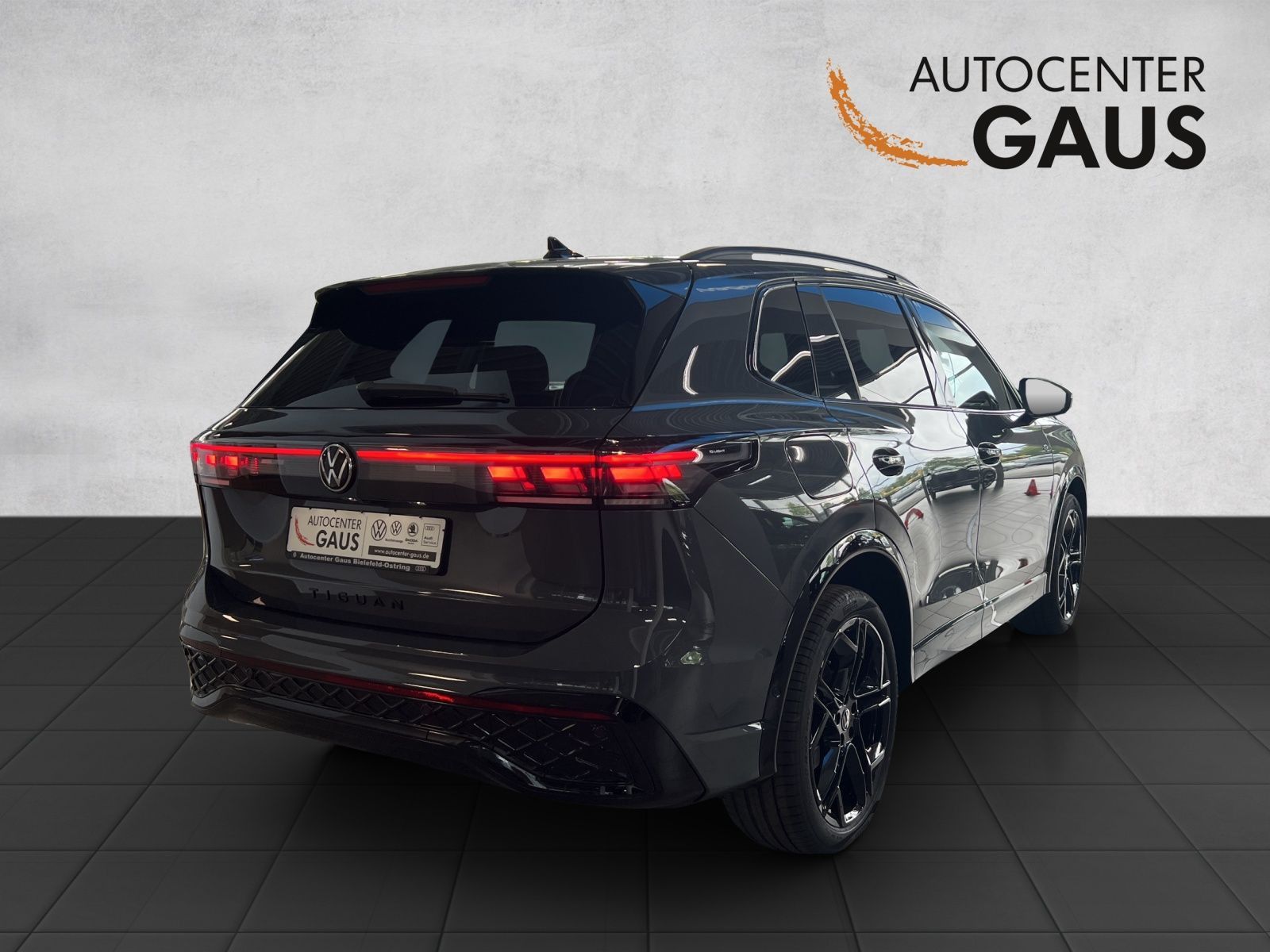 Tiguan R-Line 1.5 l eTSI DSG AHK*Pano*Black Styl