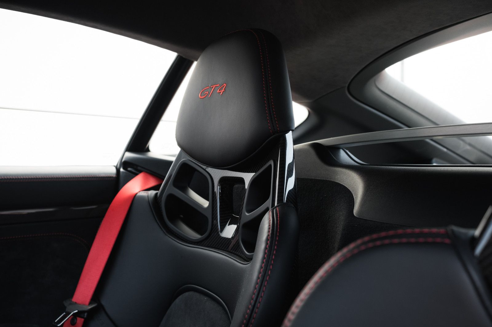 Fahrzeugabbildung Porsche Cayman GT4-Approved-XPEL-Scheckheft