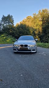BMW E39 540i Vollausstattung, frischer TÜV, wenig Km - BMW 540: 540i E39
