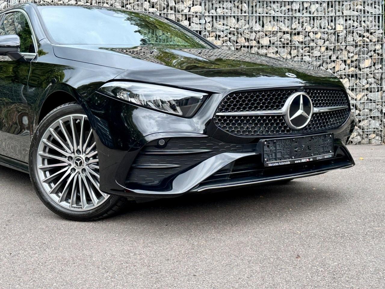 Mercedes-Benz A 250 e AMG Pano -Kamera -Ambiente -LED -Keyless
